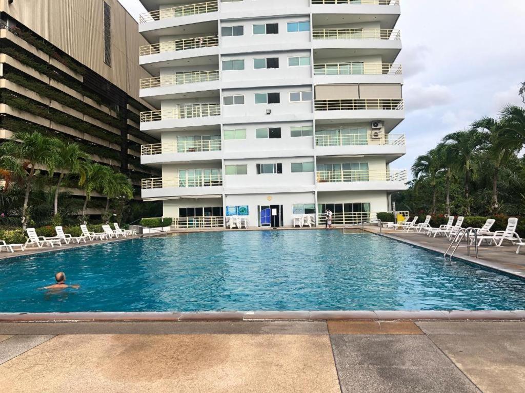 View Talay 6 Pattaya Beach By Anatolia Condo Suite Kültér fotó