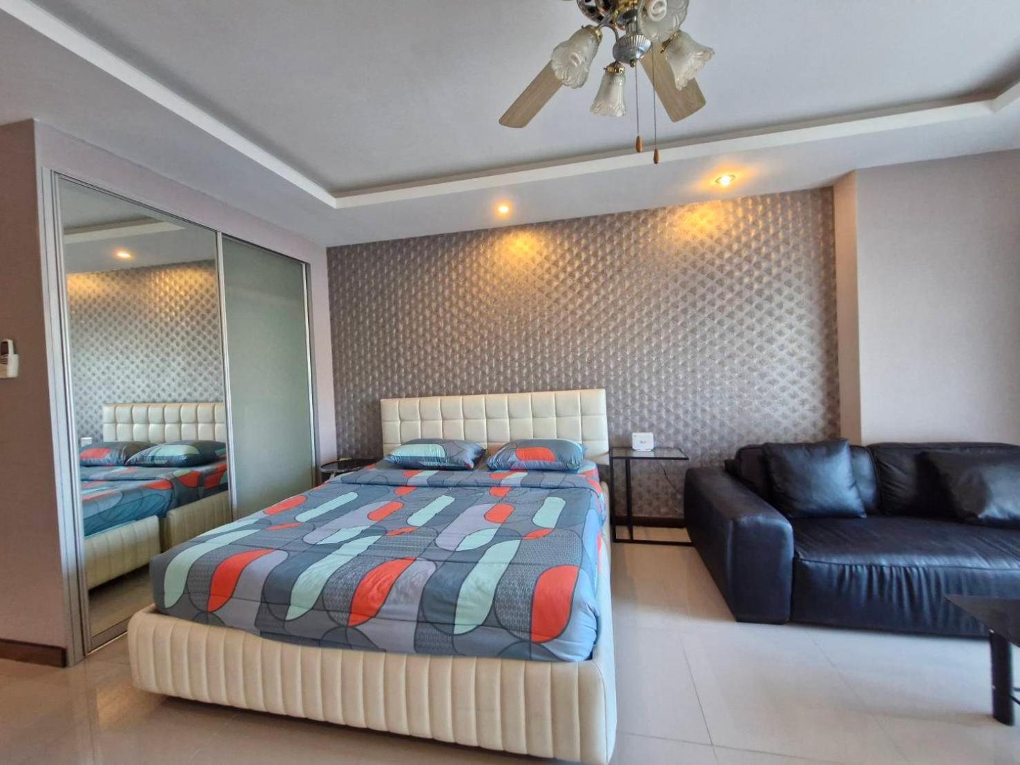 View Talay 6 Pattaya Beach By Anatolia Condo Suite Kültér fotó